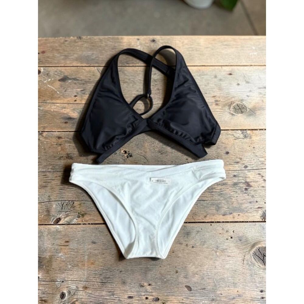 NWT Adore Me Bikini Swimsuit Set Women’s Large Black Top White Bottom Swimwear